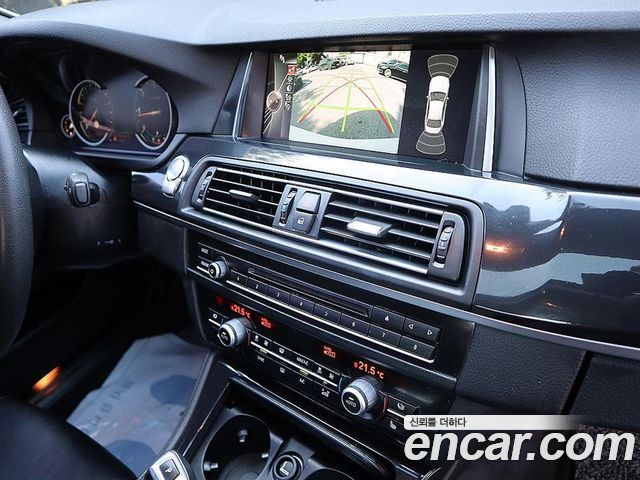 BMW 5-Series 2014 — photo 11