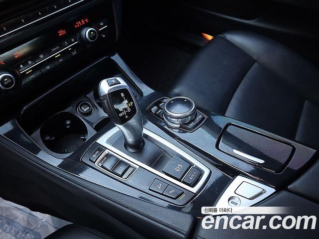 BMW 5-Series 2014 — photo 12