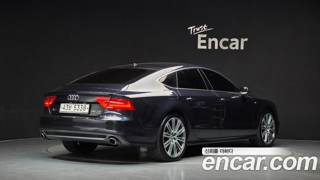 Audi A7 2015 — photo 2