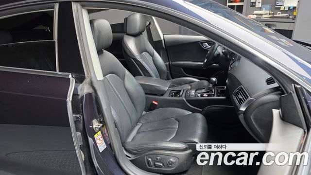 Audi A7 2015 — photo 12