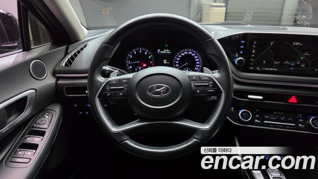 Hyundai Sonata 2022 — photo 13
