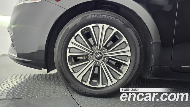 Kia K7 2018 — photo 5