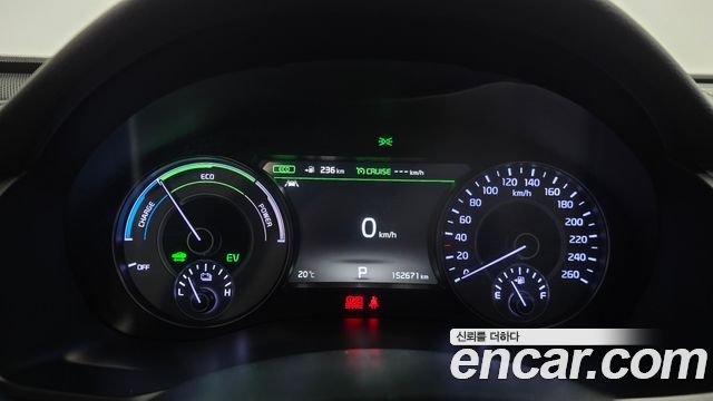 Kia K7 2018 — photo 11