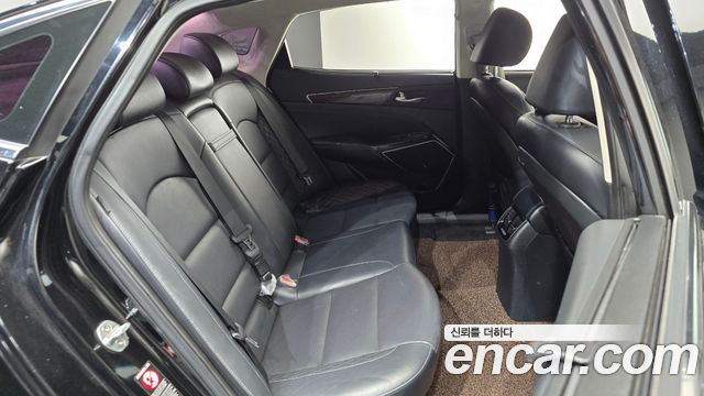 Kia K7 2018 — photo 17