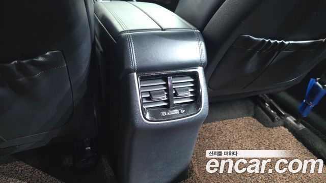 Kia K7 2018 — photo 24