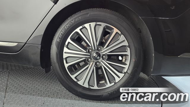 Kia K7 2018 — photo 7