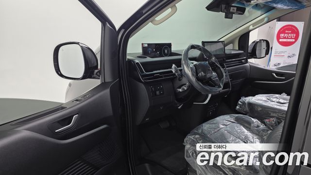 Hyundai Staria 2027 — photo 13