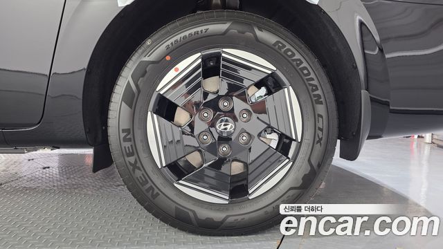 Hyundai Staria 2027 — photo 7