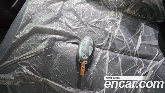 Hyundai Staria 2027 — photo 31