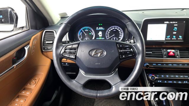 Hyundai Grandeur 2018 — photo 19