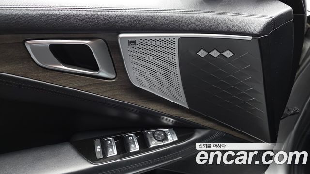 Kia K8 2022 — photo 29