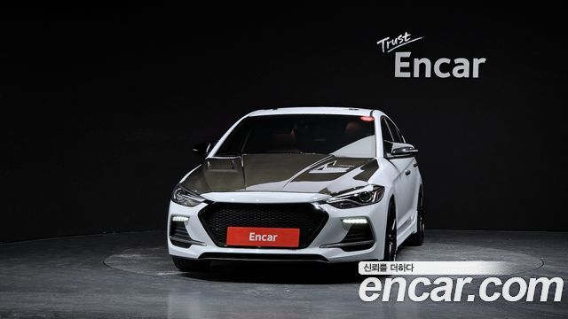 Hyundai AVANTE 2017 — photo 3