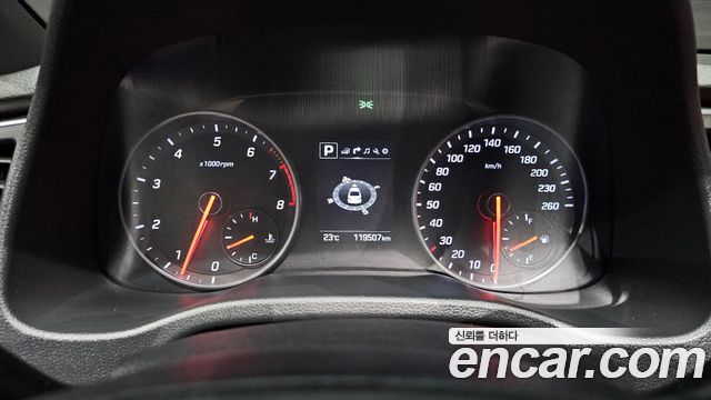 Hyundai AVANTE 2017 — photo 8