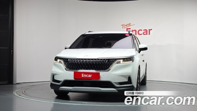 Kia Canival 2022 — photo 3