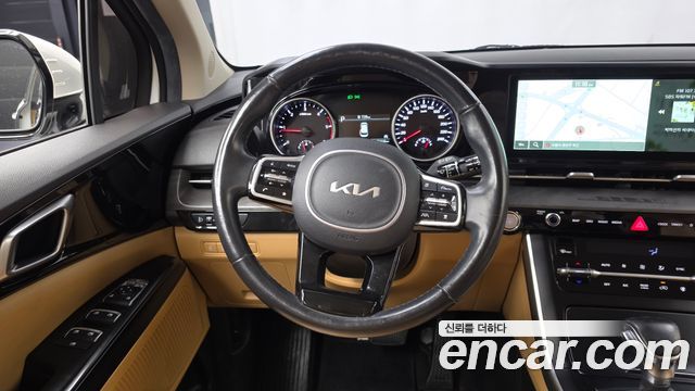 Kia Canival 2022 — photo 19