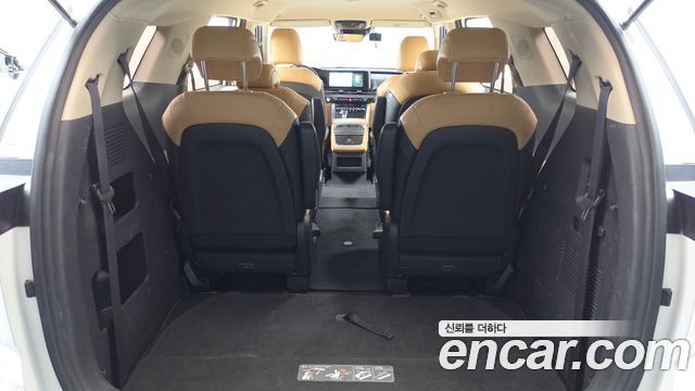 Kia Canival 2022 — photo 26