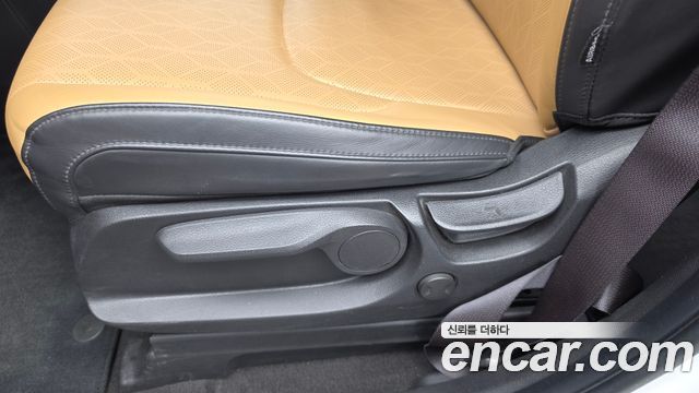 Kia Canival 2022 — photo 31