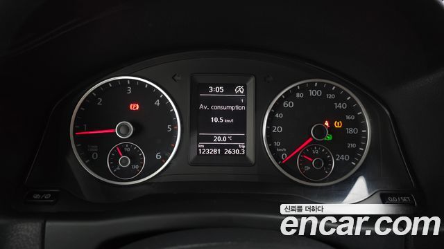Volkswagen Tiguan 2016 — photo 8
