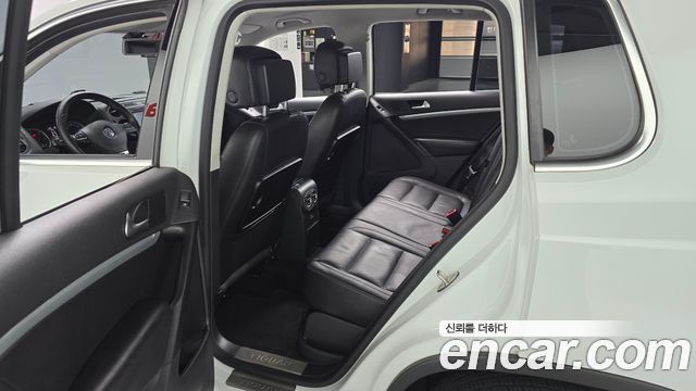 Volkswagen Tiguan 2016 — photo 11