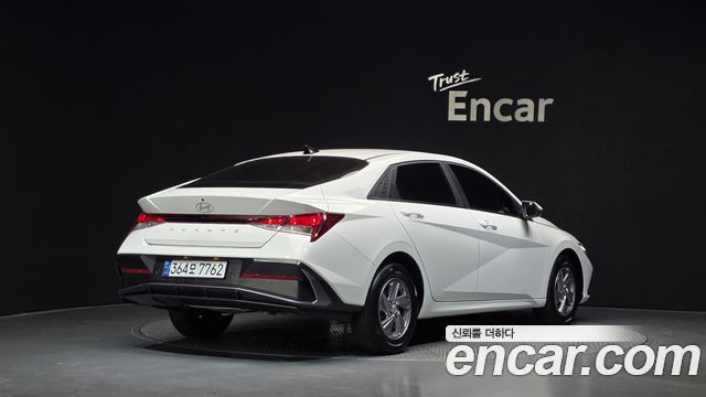 Hyundai AVANTE 2024 — photo 2