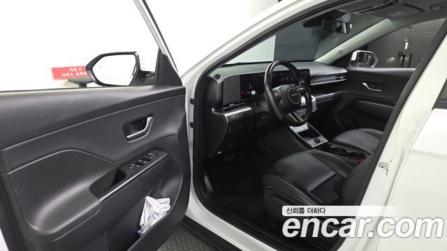 Hyundai Kona 2023 — photo 13