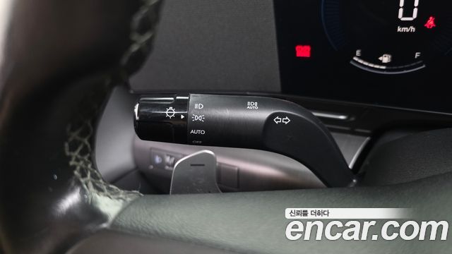 Hyundai Kona 2023 — photo 29
