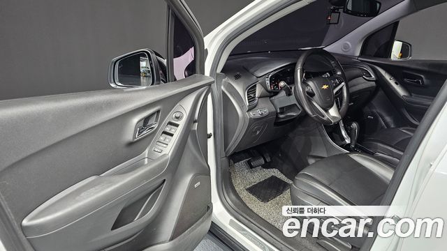 Chevrolet Korea Trax 2019 — photo 13