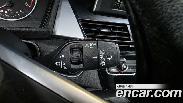 BMW 2-Series 2016 — photo 18
