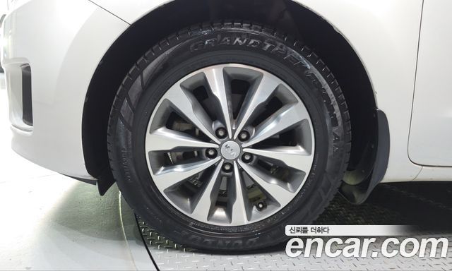 Kia Canival 2016 — photo 5