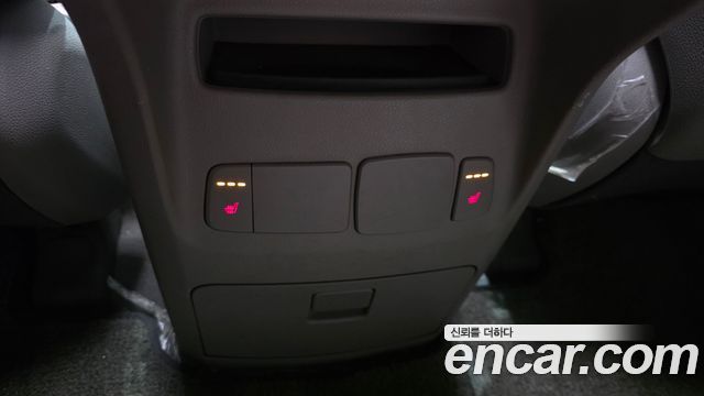 Kia Canival 2016 — photo 33