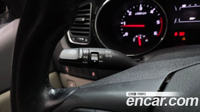 Kia Canival 2016 — photo 36