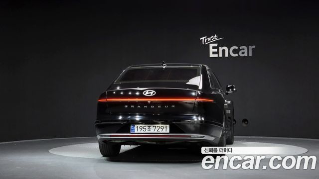 Hyundai Grandeur 2023 — photo 4