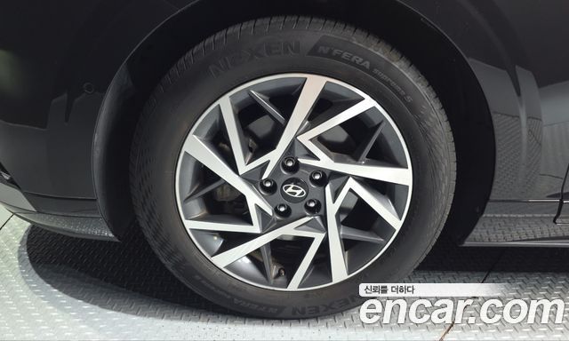 Hyundai Grandeur 2023 — photo 5