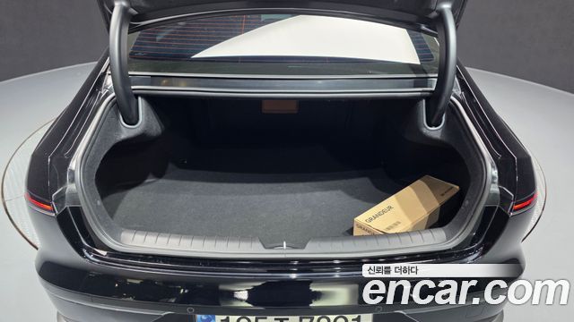 Hyundai Grandeur 2023 — photo 26