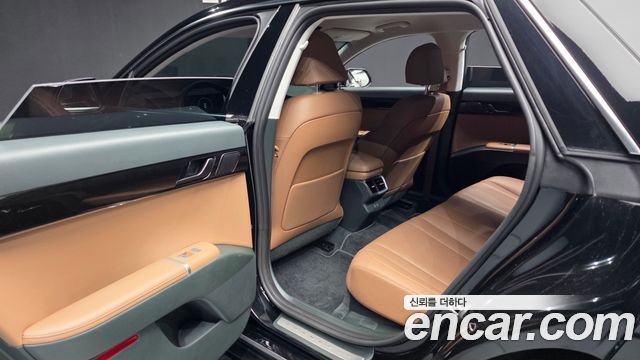 Hyundai Grandeur 2023 — photo 16