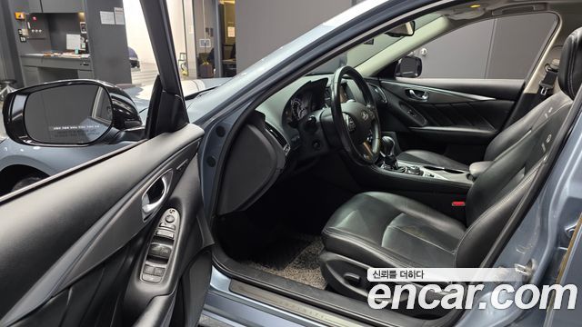 Infiniti Q50 2015 — photo 10