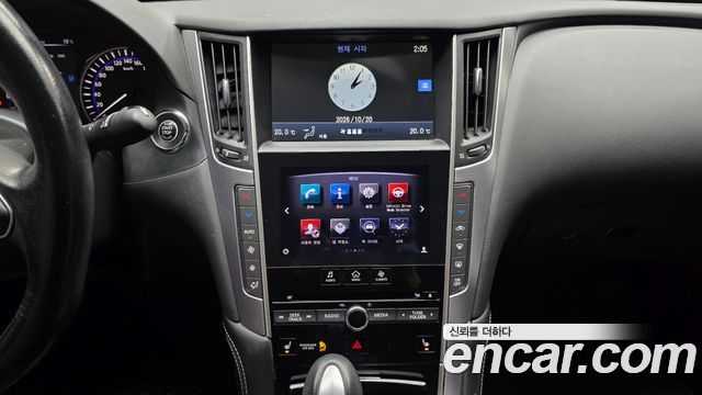 Infiniti Q50 2015 — photo 15