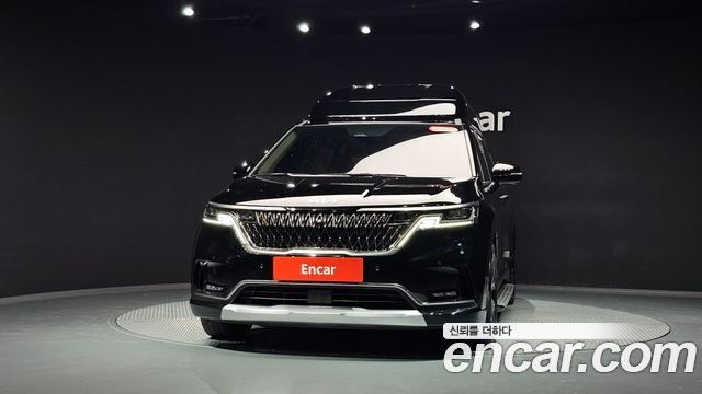 Kia Canival 2022 — photo 3