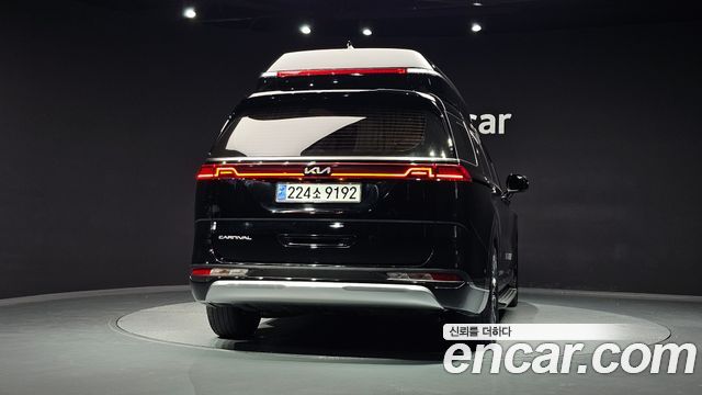 Kia Canival 2022 — photo 4