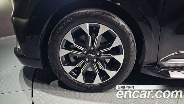 Kia Canival 2022 — photo 5