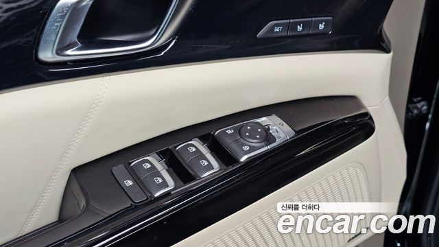 Kia Canival 2022 — photo 28