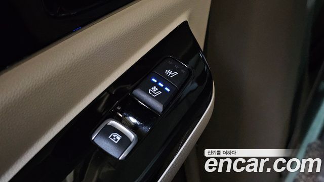 Kia Canival 2022 — photo 29