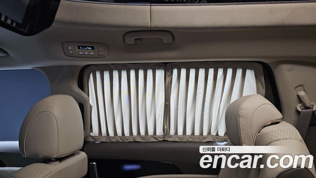 Kia Canival 2022 — photo 30