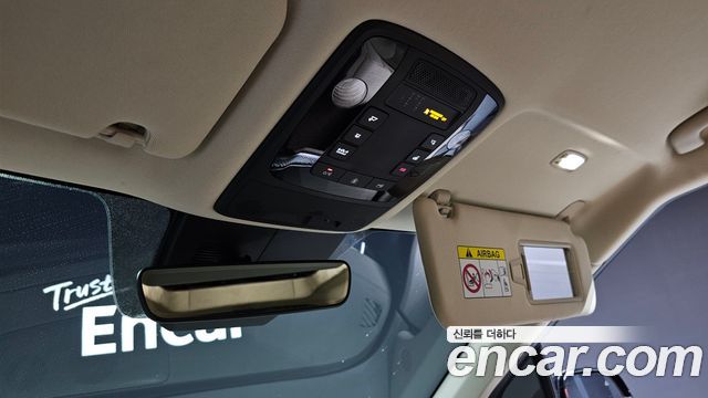 Kia Canival 2022 — photo 34