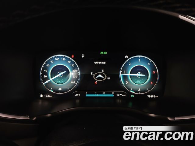 Hyundai Santafe 2021 — photo 11
