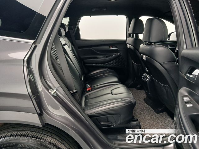 Hyundai Santafe 2021 — photo 18