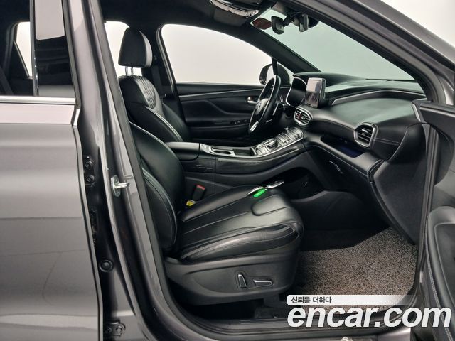 Hyundai Santafe 2021 — photo 16