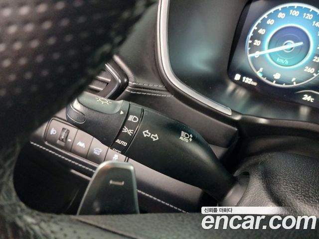 Hyundai Santafe 2021 — photo 29