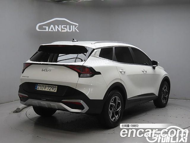 Kia Sportage 2022 — photo 4