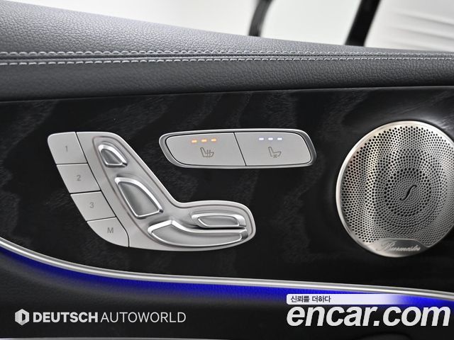 Mercedes-Benz E-Class 2022 — photo 17